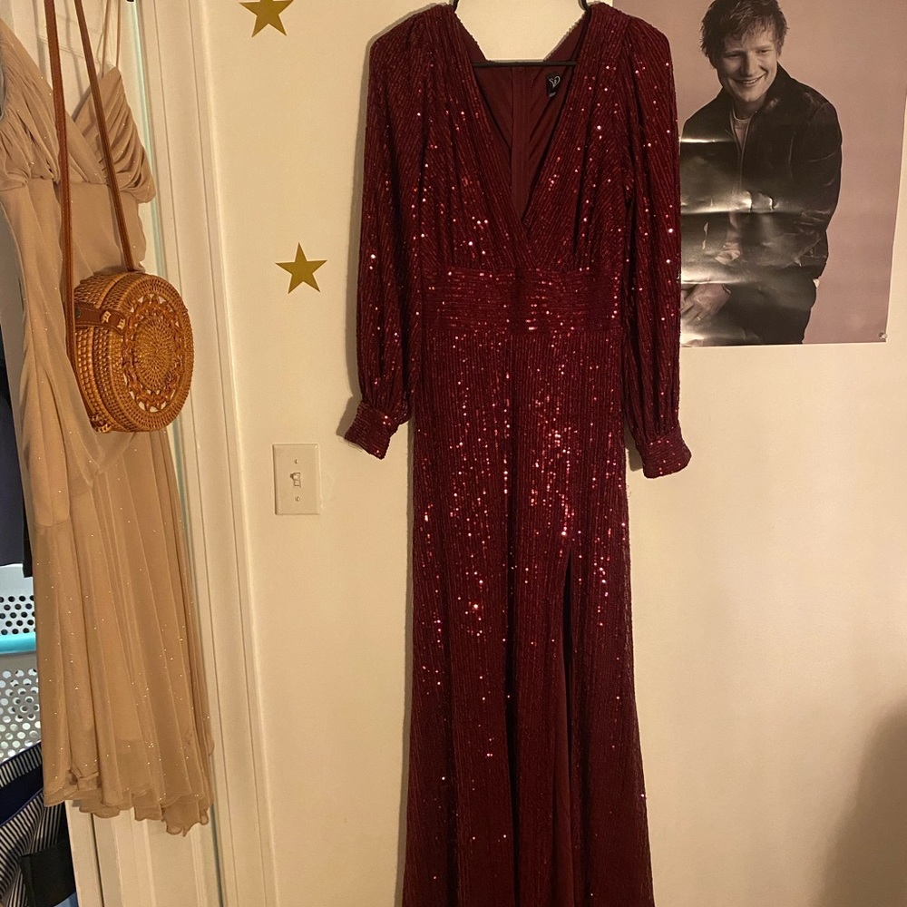 Windsor long formal dress